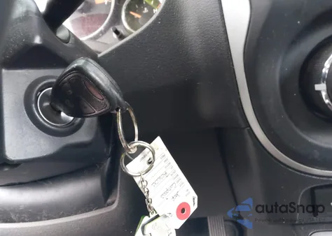 2016 Jeep Compass Latitude z USA, uszkodzony, nr VIN 1C4NJDEB7GD726090